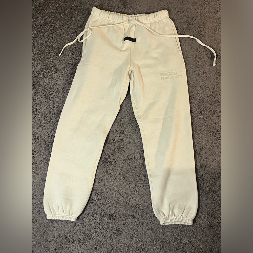 Essential Sweat Pant - Picture 4 of 5